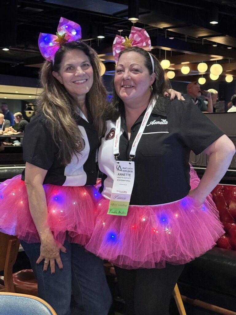 Fun night at the last night event held at Splitsville!